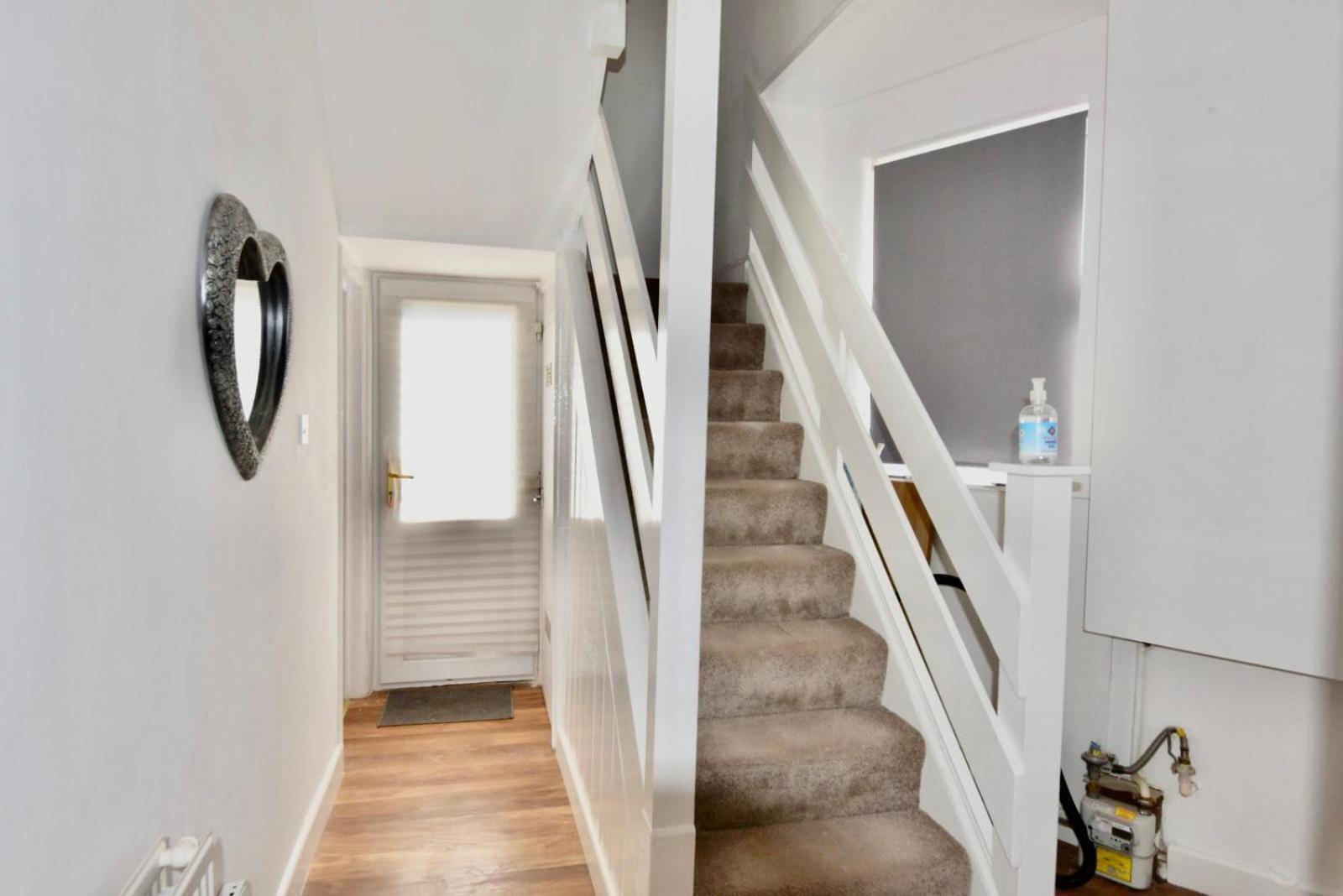 Villa Come On In Lucas Street Newport Train Station Sleep Upto 8 Exterior foto